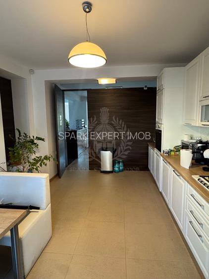 RESEDINTA//CLINICA //BIROURI// ANA IPATESCU// PLOIESTI - 17