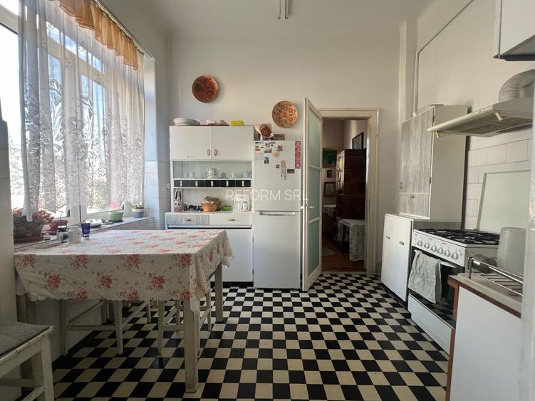 De vânzare | Apartament spațios 3 camere | Zonă Centrală - 10