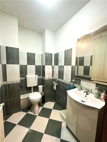 BLASCOVICI - CASA INDIVIDUALA - 6 camere - 3 bai - demisol - GARAJ - 8