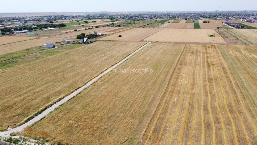 Loturi Intravilan In Rate - Berceni | utilitati: curent - gaz | #EG34 - 8