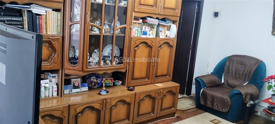 Apartament 3 camere semidecomandat cartier Obor - 2