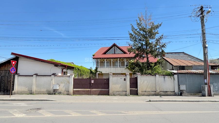 Casa Individuala - 10 Camere - Teren 990 MP - 288 MP utili - Gradina & Anexe - 2