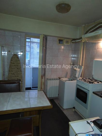 Garsoniera Timpuri Noi, stradal, 5 minute de metrou, mobilata si utilata complet - 13