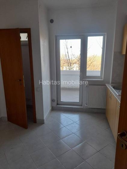 Apartament 2 camere, de vanzare, garaj,in Europa, zona benzinariei Mol - 10