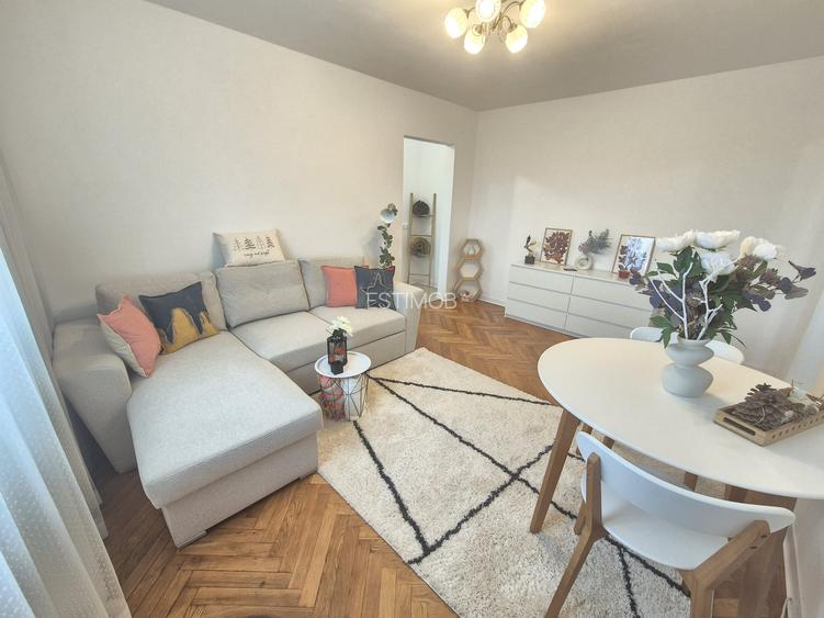 Vanzare Apartament 2 camere cochet mobilat si utilat complet de lux - 3