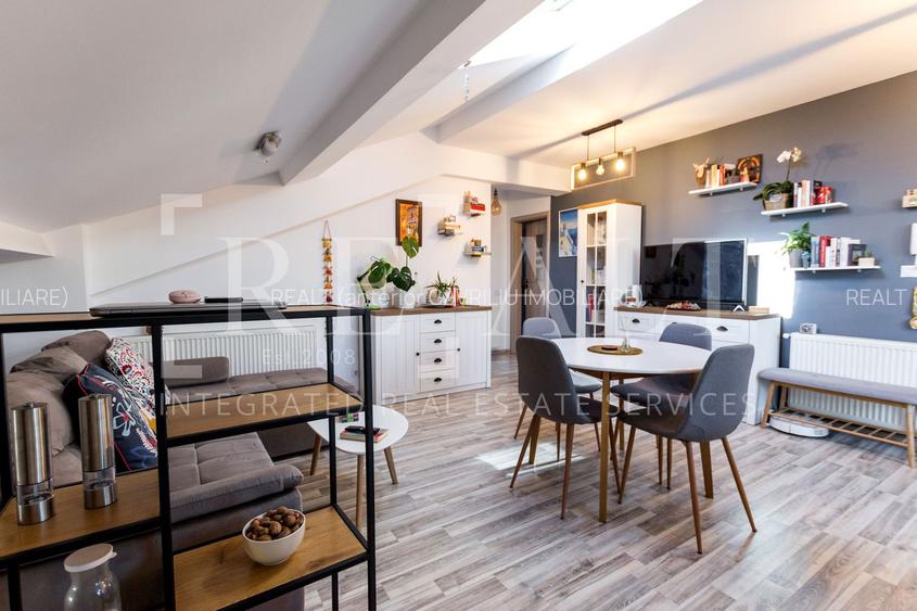 Vanzare apartament 2 camere | Mansarda, Boem | Expozitiei, 1 Mai - 3