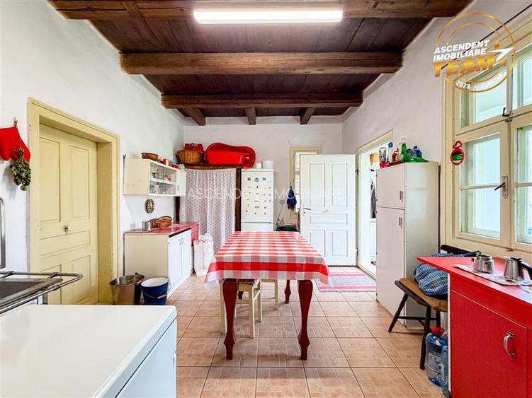 Casa cu farmec rustic + teren privat de 3.315 mp, Borosneul Mic, Covasna - 13