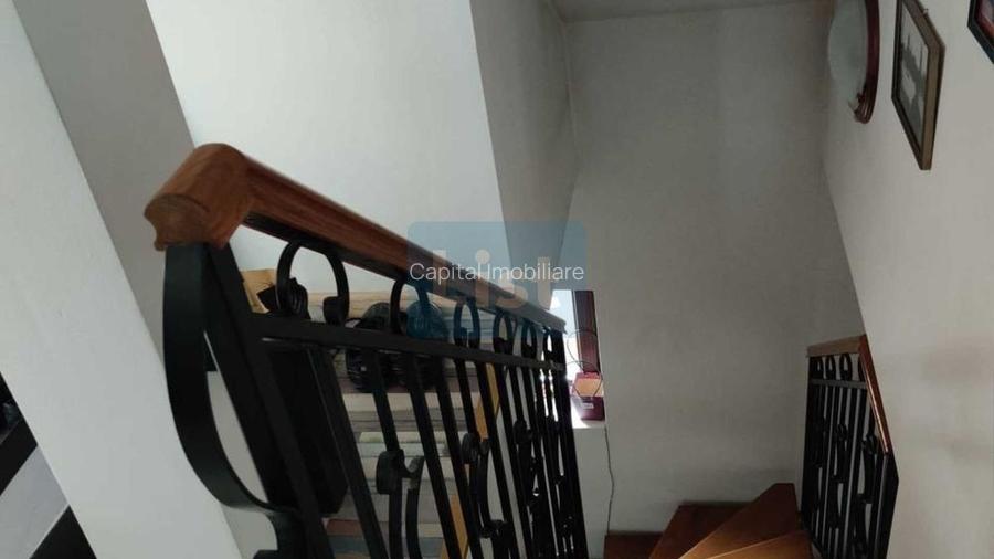 House for sale in central Sighetu Marmației - Maramureș - 11