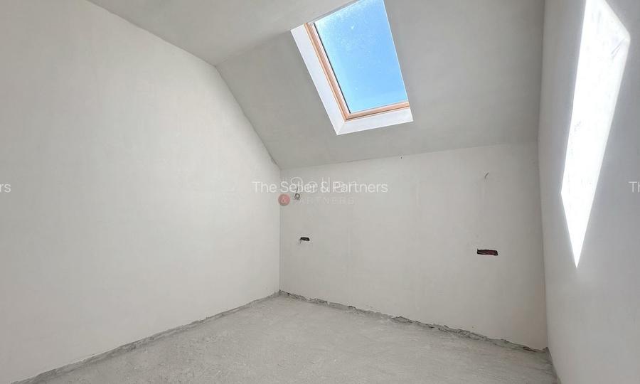 Imobil compus din 8 unitati locative - 3