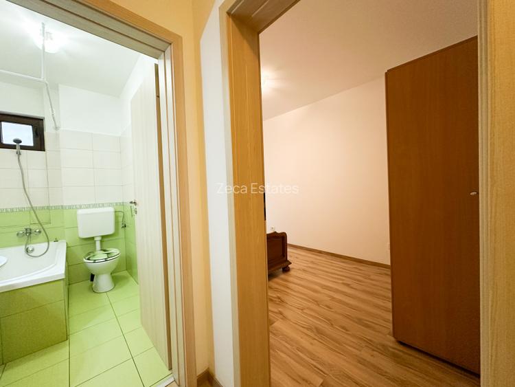 Apartament cu 3 camere | Decomandat | 2 Bai | 2 Balcoane | Loc de Parcare - 12