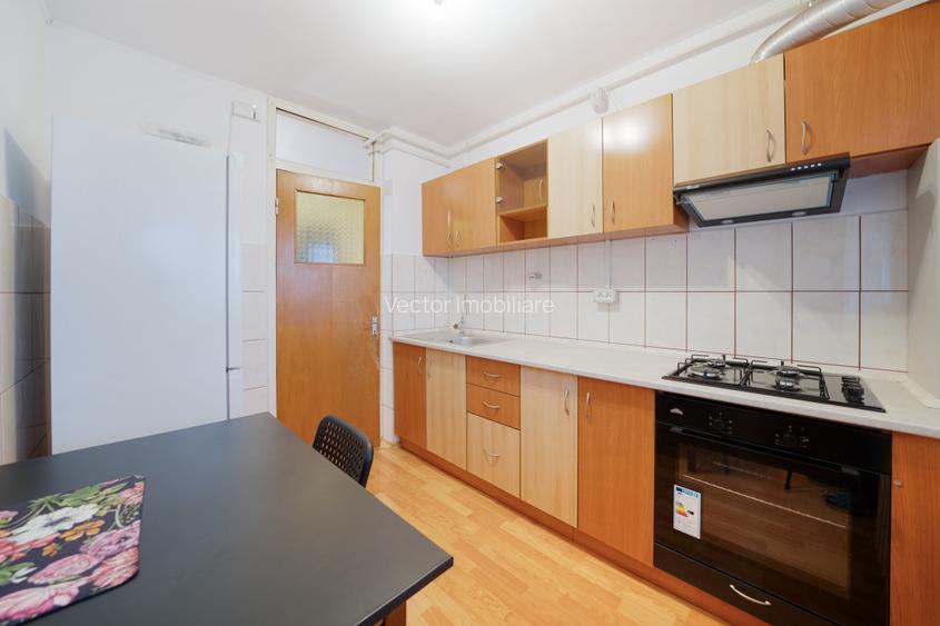 Decomandat*Mobilat si utilat modern*Malcoci 3*Etaj 6/10*Vedere spate*2 lifturi - 8