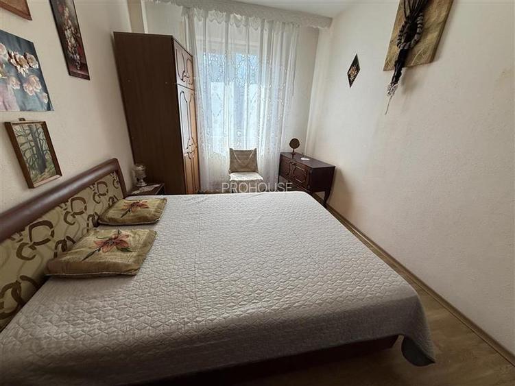 Aleea Parcului - etajul 1 - decomandat - 10