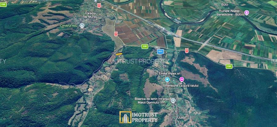 Teren cu acces la râu în Stejar – ideal pentru cabane sau retreat - 9