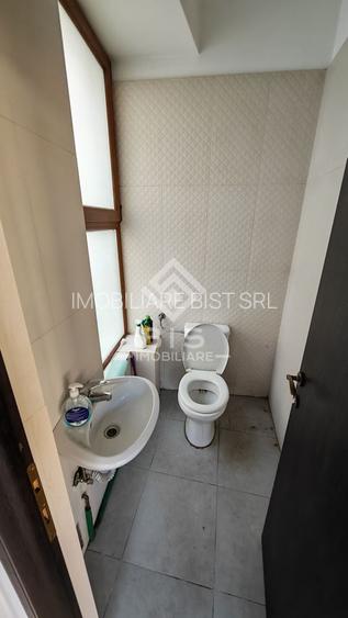 Spațiu Generos de Închiriat - 90 mp Utili - Zonă Ultra-Centrală. - 12