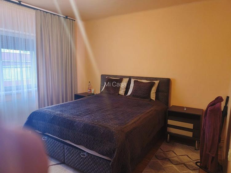 Casa singur in curte zona Astra - 14