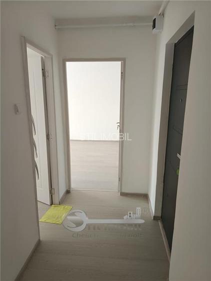 Ap 2 camere D, 56mp, et2, renovat, geam la baie, Nicolina - 8