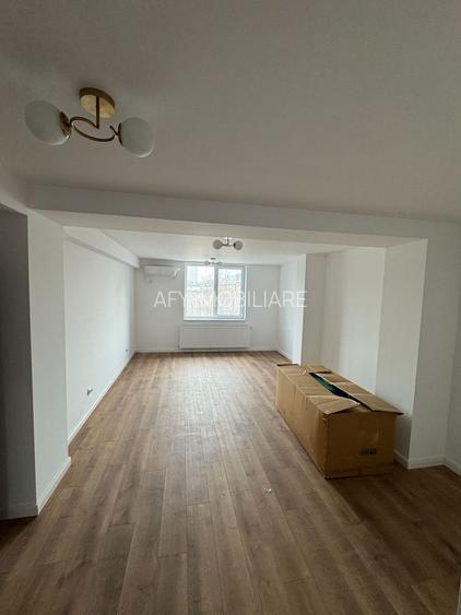 De inchiriat garsoniera noua, spatiu comercial, 13 Septembrie - 13