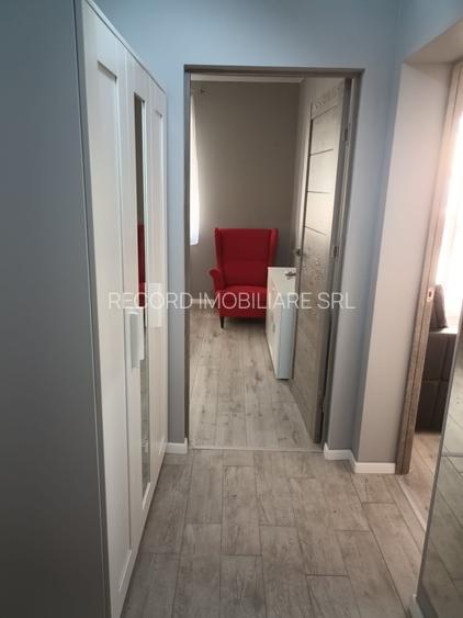 Ap 2 decomandat, mobilat si utilat, parcare zona Florilor, Floresti - 4