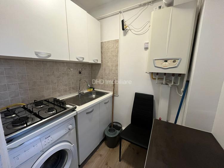 Garsoniera Alexandru cel Bun-Zimbru, in bloc de apartamente - 3