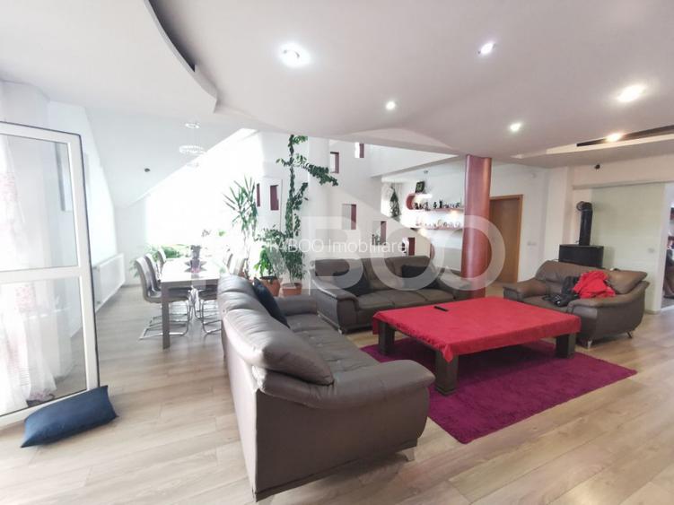 Casa in zona Centrala cu 8 camere mobilate teren 890 mp - 2