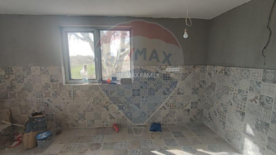 Casă 5 camere 2324 mp teren de vânzare Fughiu-Osorhei 12 km de Oradea - 3