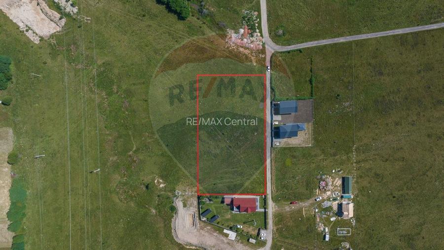 Teren Bran - Sohodol intrare 1050-4800mp - 10