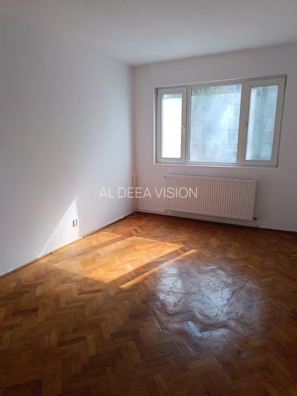 Apartament 3 camere, de vânzare, Gheorgheni, str. Rășinari, 67 mp, etj.1/4 - 3