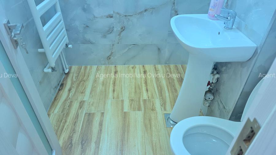 Vand apartament 4 camere decomandat in Deva, zona 22 Decembrie (Liceul Auto), - 10