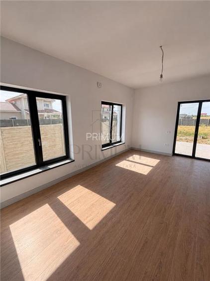 Moșnița Nouă, Duplex spațios, Locație premium - 3