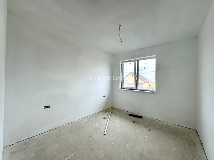 Duplex cu 4 camere,,teren 415 mp - 110mp utili |Sacalaz| - 2