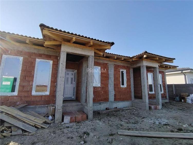 Duplex toate utilitatile - perete dublu - terasa acoperita - 2