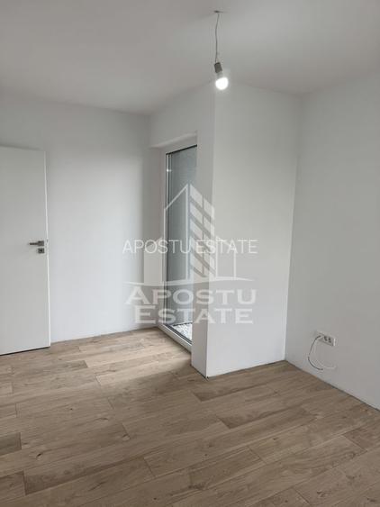 Duplex  modern despartit prin camera tehnica - 17