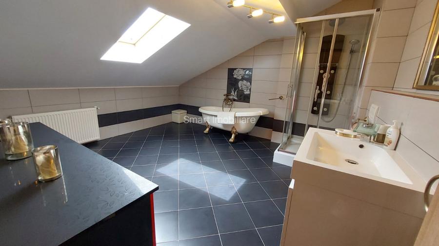 Apartament 4 camere zona Strand  - 12