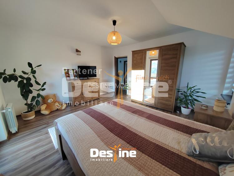 BÂRNOVA - Casă individuală P+1+POD, 140 mp + 380 mp teren - 17