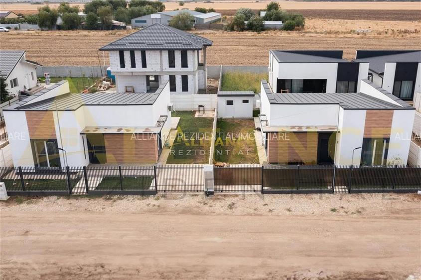 Casa individuala 4 camere,la 2-3 km de metrou. - 9