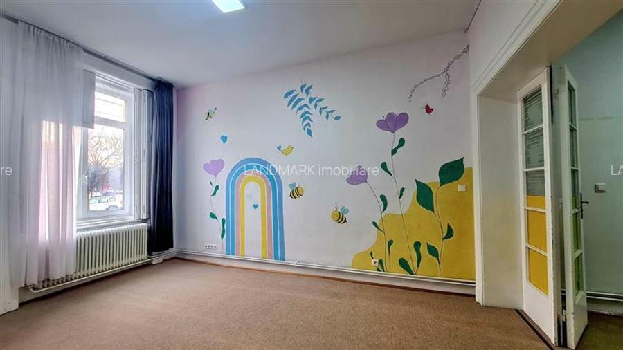 Casa cu 10 camere de vanzare,  zona Semicentrala, - 8