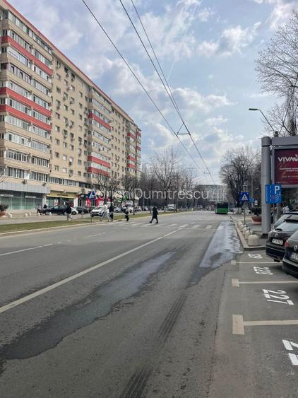 Bd.Obregia 2 camere,renovat lux,mobilat-utilat,centrala proprie,etaj 3/10 - 28