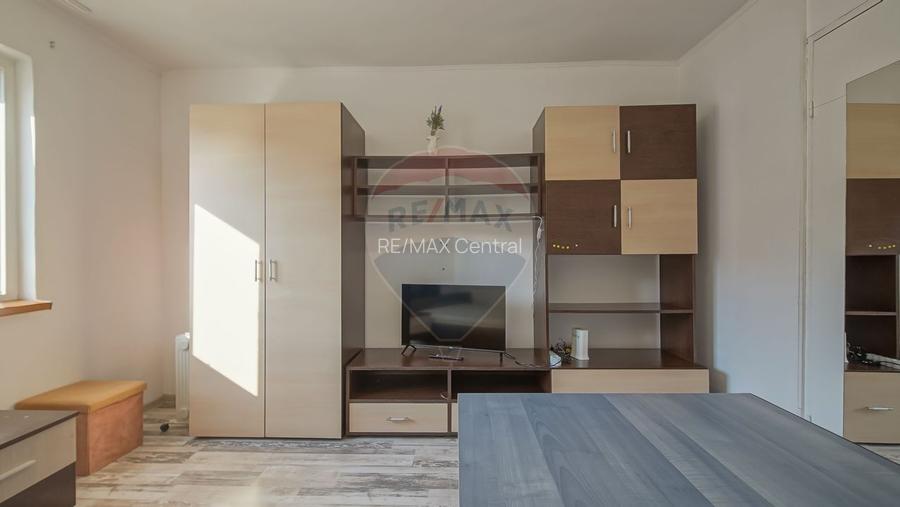 Garsoniera de închiriat în zona Bartolomeu - 2