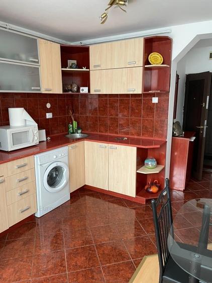 Ap 2 camere zona Gării - Gen. Dragalina cu centrala termica 390 euro