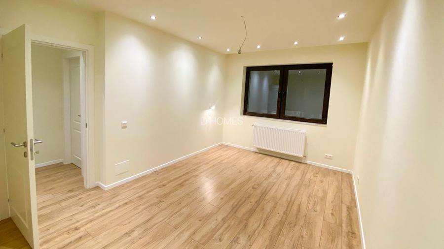 V&acirc;nzare vilă 8 camere | Grădină 500mp | 3 locuri de parcare - 16