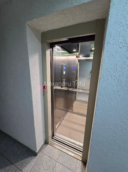 Apartament renovat total decomandat - 8