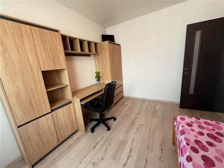 Inchiriere apartament 3 camere la intrare in cartier Terra - 8