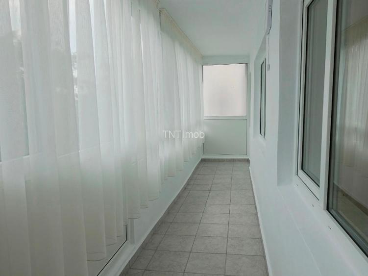 Apartament 3 camere Renovat | Anvelopat | 2 Balcoane Inchise Stradal  Comision 0 - 6