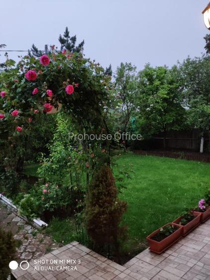 Vilă confortabilă, într o  zonă liniștită cu  acces facil! - 3