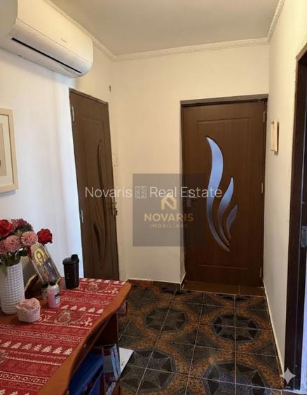 De vanzare apartament, trei camere - 2