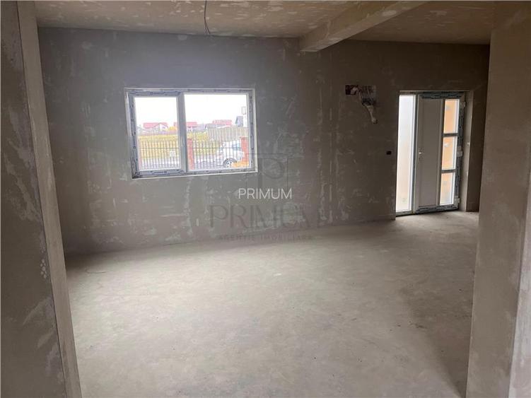 Casa individuala - Teren 635 mp - toate utilitatile. - 5