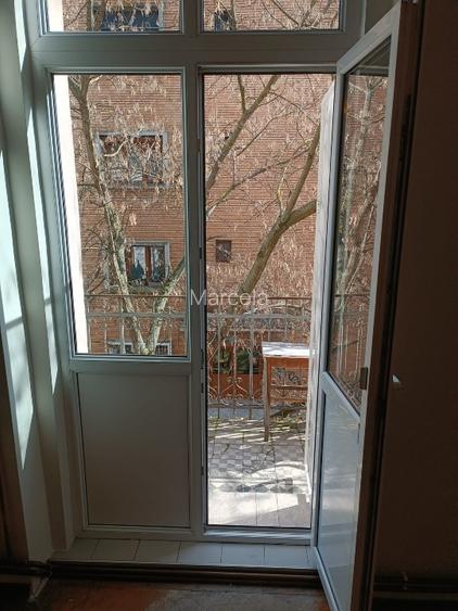 Proprietar inchiriez spatiu pentru birou in Timisoara, Piata Unirii - 5