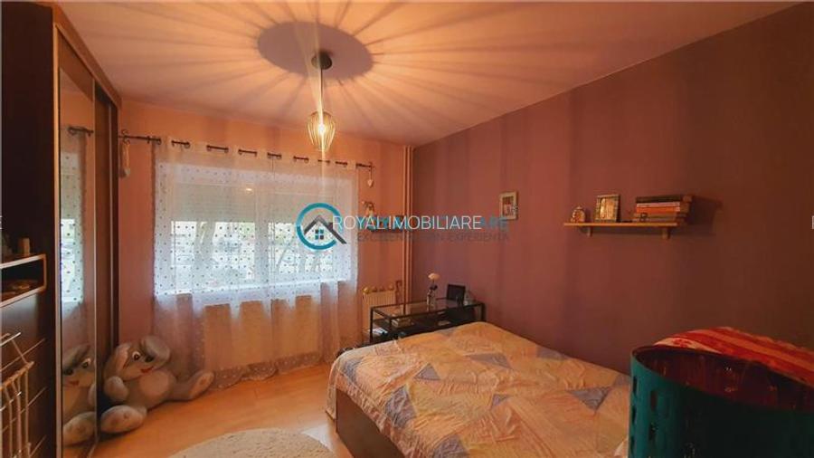 Royal Imobiliare - Vanzare apartament 4 camere zona Cioceanu - 13