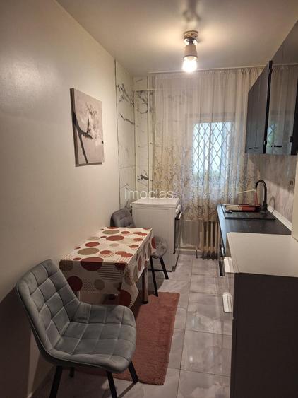 1 cam decomandat Soarelui Spital Judetean Mobilat Utilat Modern - 4
