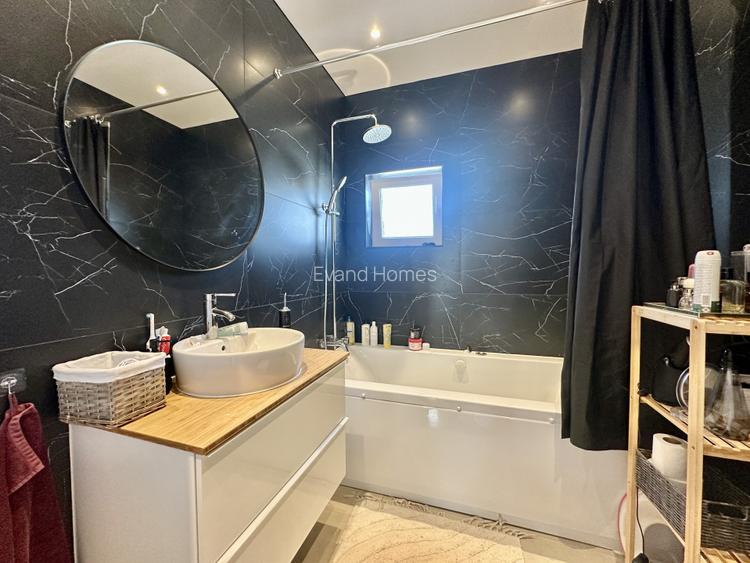 Casa individuala cu 5 camere - 190 mp utili - Zona centrala Mosnita Veche  - 18